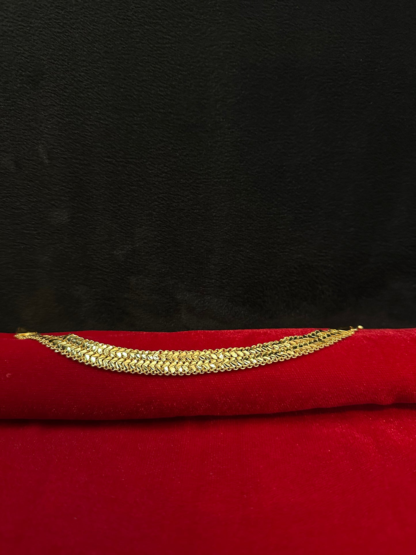 Royal Torque  Bracelet- 150 Milligram Gold Forming, 8-Inch Length, 8 Grams