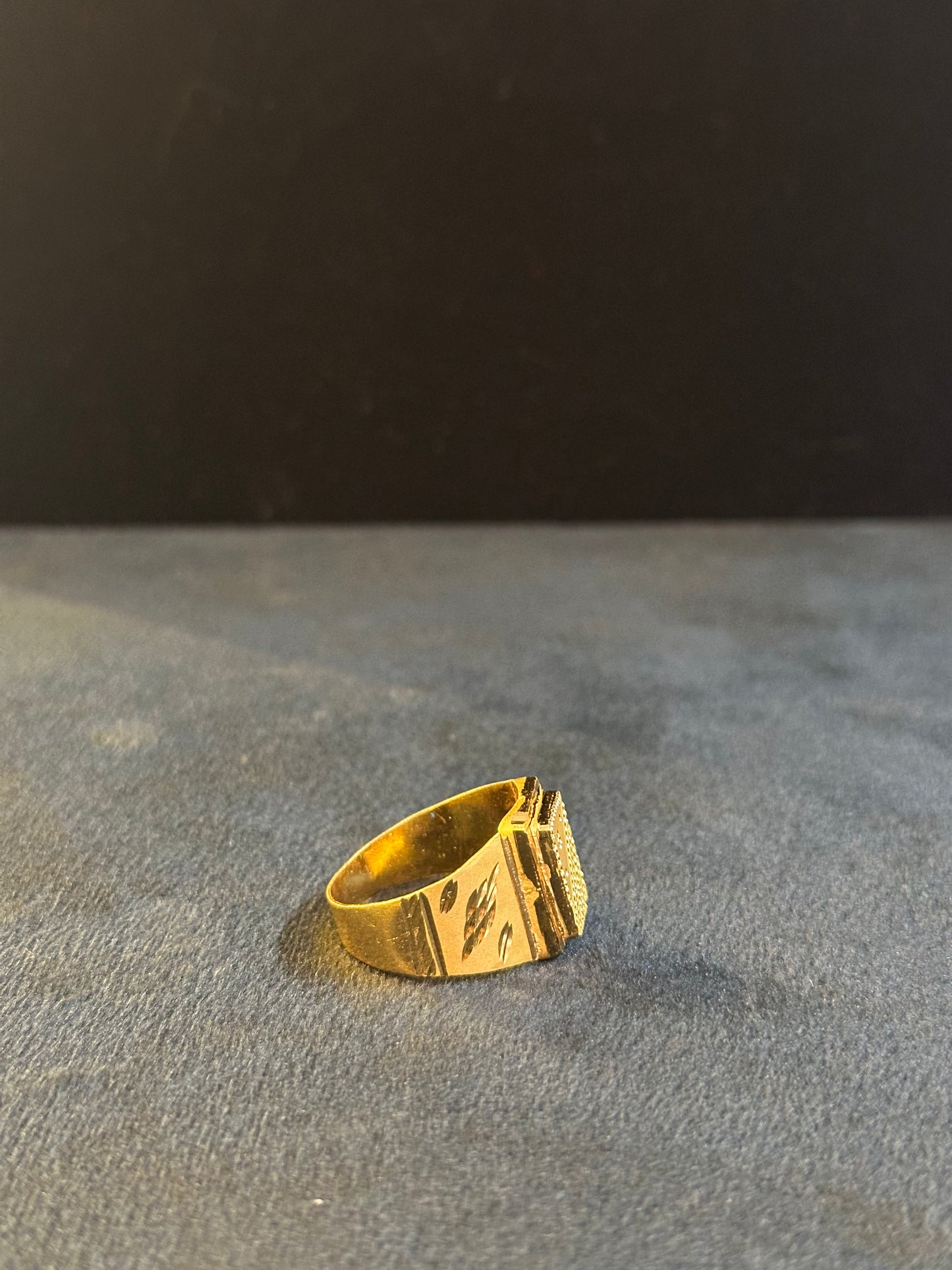 plane signet Ring – 1 Gram Gold-Plated - Size 18 to 28, 5g