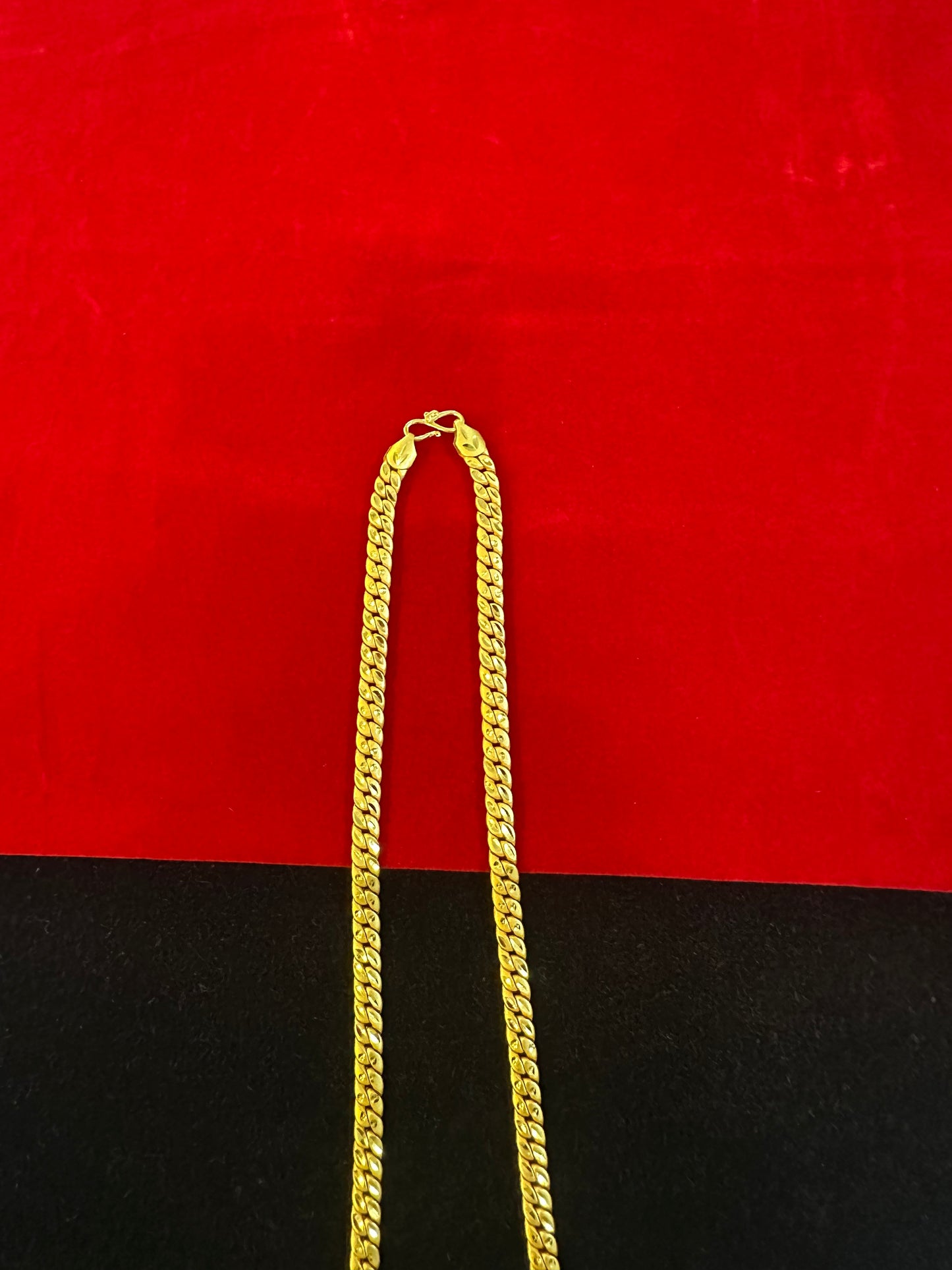 Royal Vibes  Chain-250 Milligram Gold Forming, 18-22 Inch Length, 29g