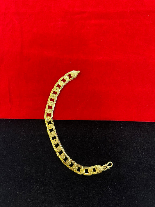 Elegant Leafy Links Bracelet- 100 Milligram Gold Forming, 8-Inch Length, 16 Grams