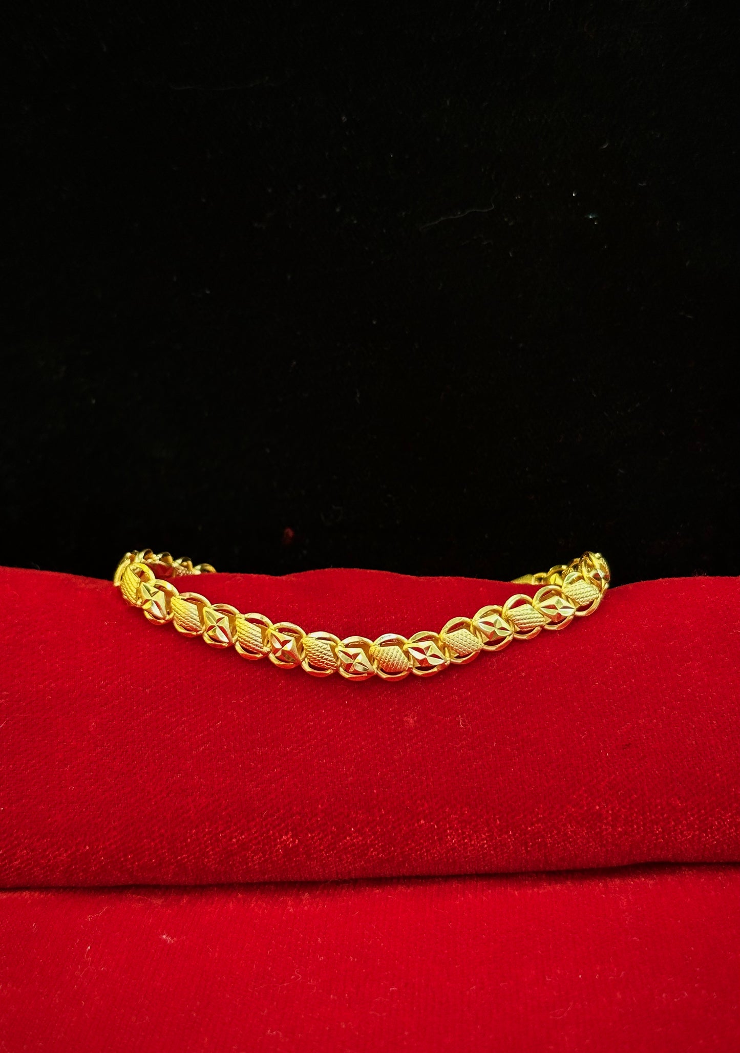 Rope Woven  Bracelet- 200 Milligram Gold Forming, 8-Inch Length, 25 Grams