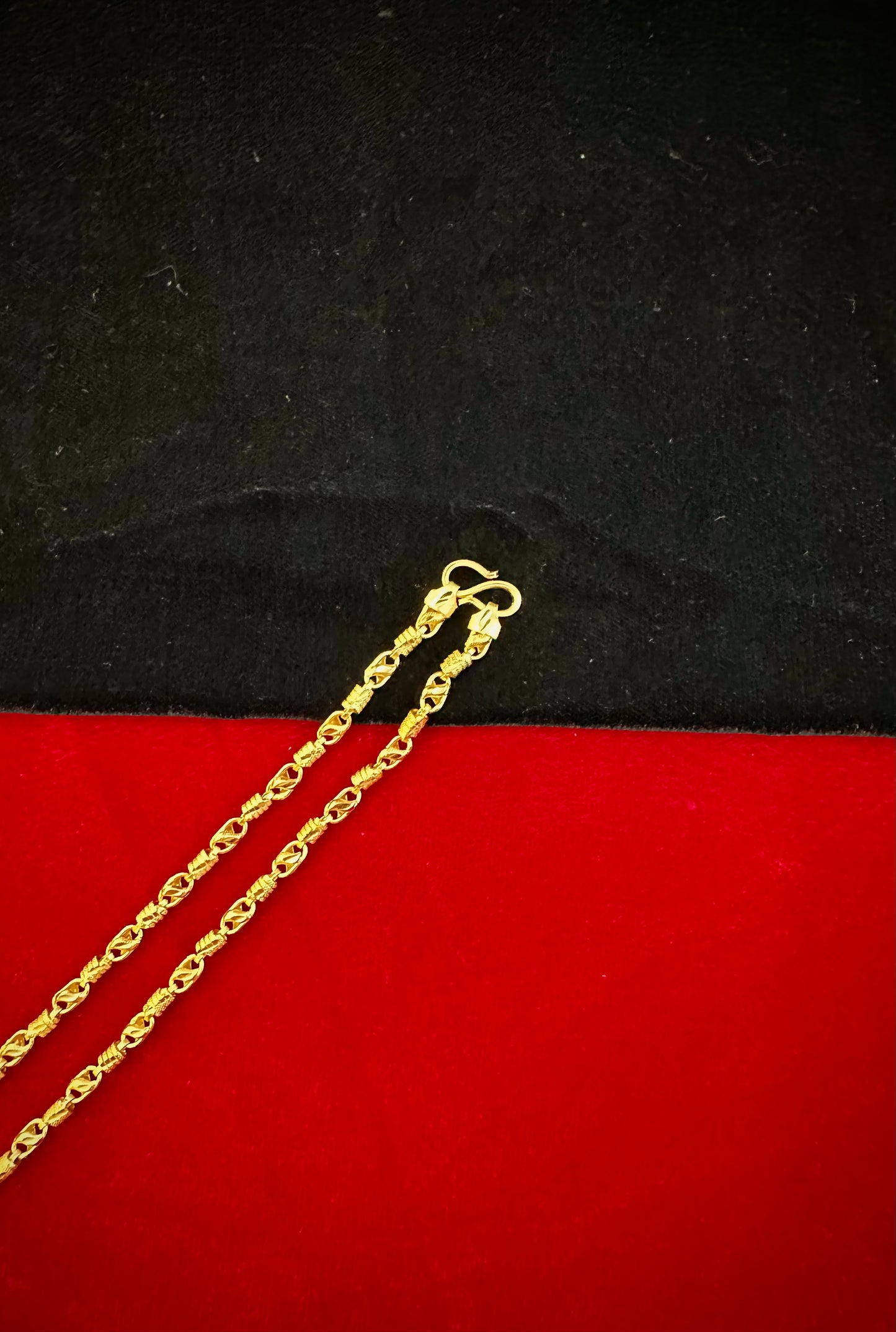 Regal Swirl Chain – 150 Milligram Gold Forming, 18-22 Inch Length, 17g