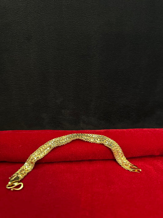 Royal Torque  Bracelet- 150 Milligram Gold Forming, 8-Inch Length, 8 Grams