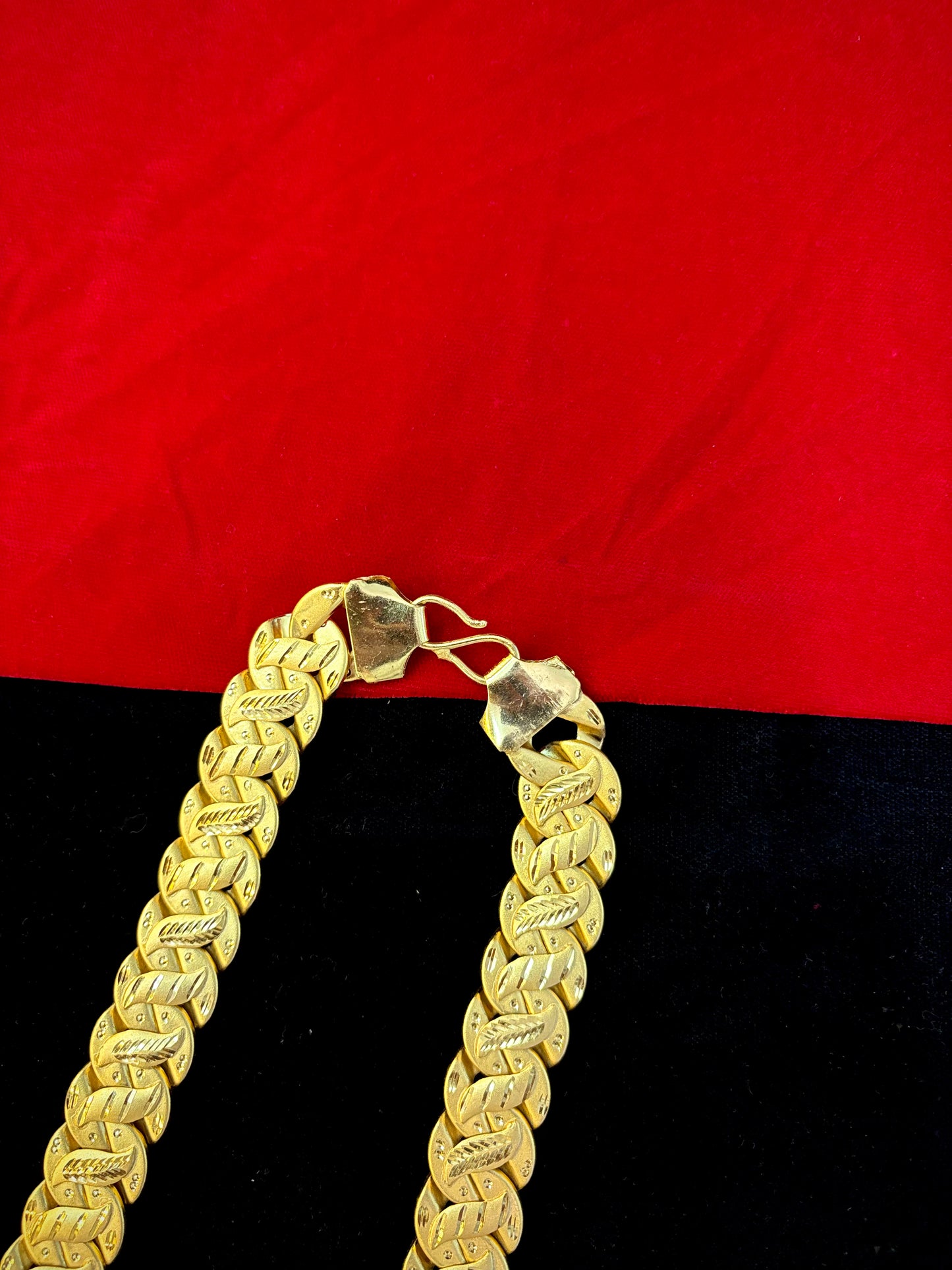 Oro Weave chain-300 Milligram Gold Forming, 18-22 Inch Length, 29g