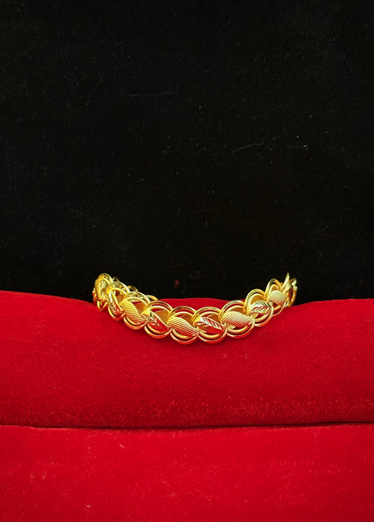 Lotus Bracelet- 150 Milligram Gold Forming, 8-Inch Length, 25 Grams
