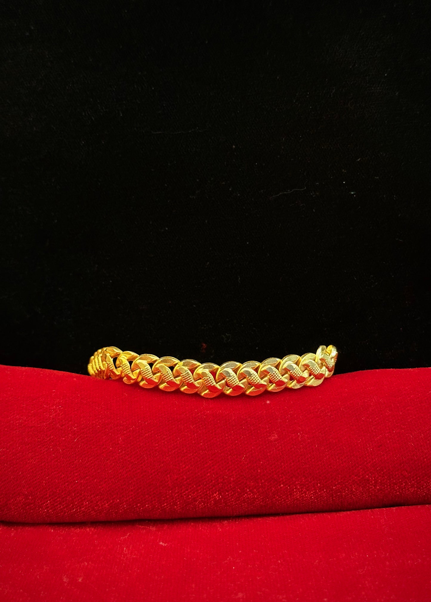 Heritage Rope  Bracelet- 200 Milligram Gold Forming, 8-Inch Length, 25 Grams