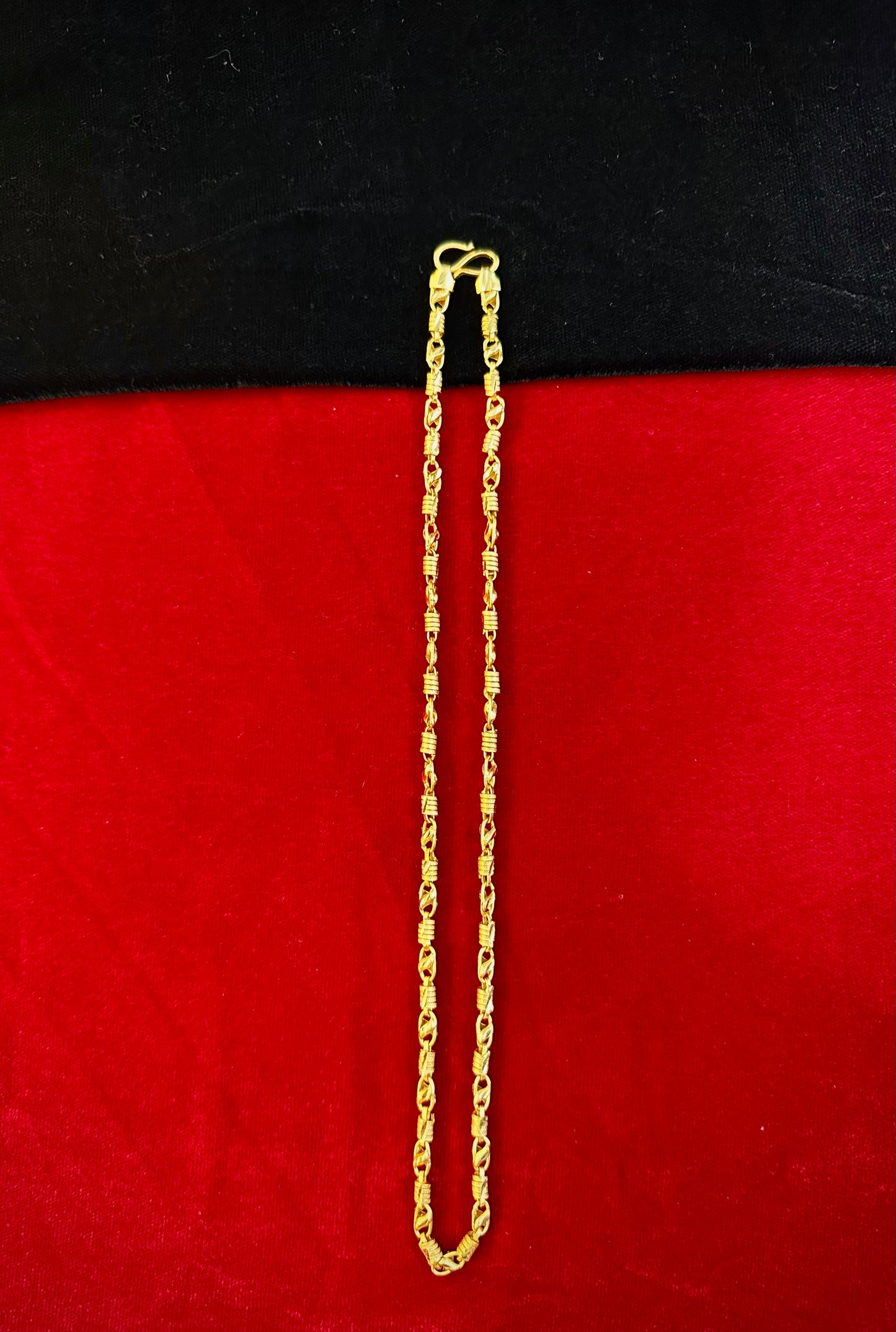 Regal Swirl Chain – 150 Milligram Gold Forming, 18-22 Inch Length, 17g